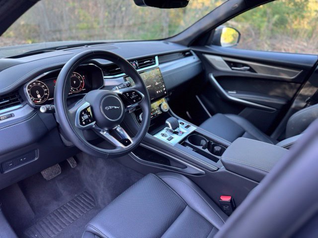 New 2026 Jaguar F-PACE R-Dynamic S AWD/4WD image 9