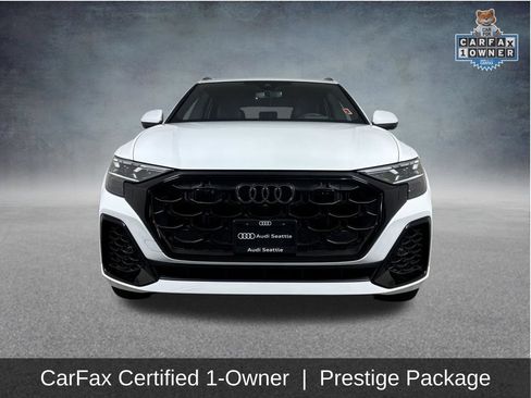 Used 2025 Audi Q8 Prestige w/ Prestige Package AWD/4WD image 2