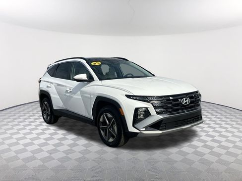 Used 2025 Hyundai Tucson SEL AWD/4WD image 3