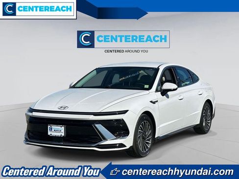 Used 2024 Hyundai Sonata SEL image 1