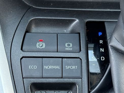 Used 2024 Toyota RAV4 XLE Premium FWD image 21