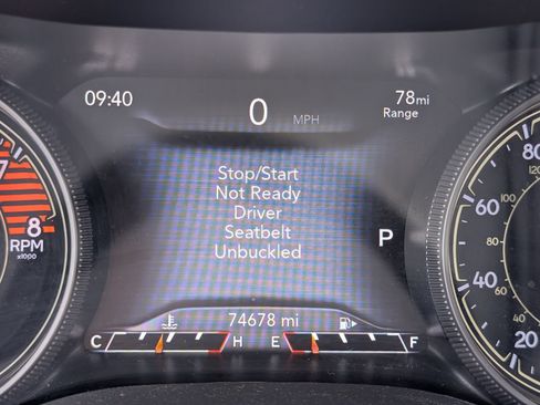 Used 2021 Jeep Cherokee Latitude Lux 80th Anniv w/ Quick Order Package 26U 80TH FWD image 10