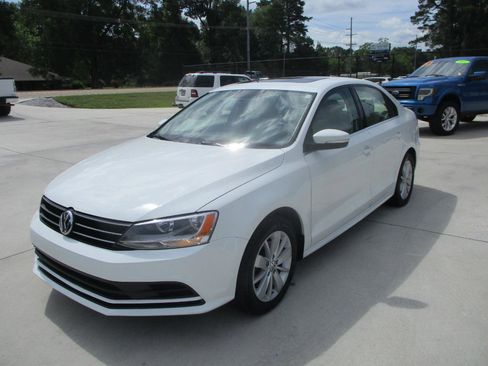 Used 2015 Volkswagen Jetta SE FWD image 21