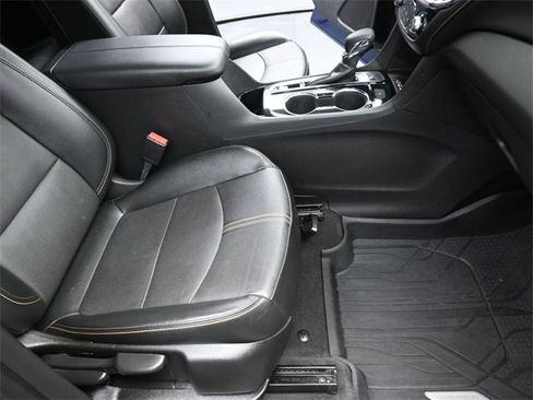 Used 2023 Chevrolet Equinox Premier image 26