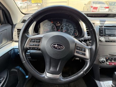 Used 2013 Subaru Outback 2.5i Premium AWD/4WD image 15