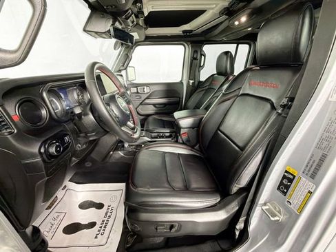 Used 2024 Jeep Wrangler Unlimited Rubicon AWD/4WD image 21