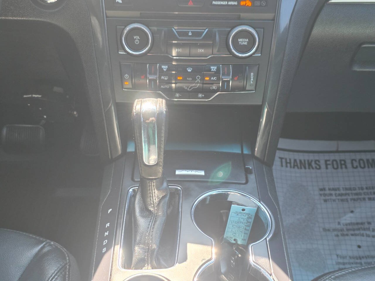 Used 2017 Ford Explorer XLT w/ Equipment Group 202A FWD image 18