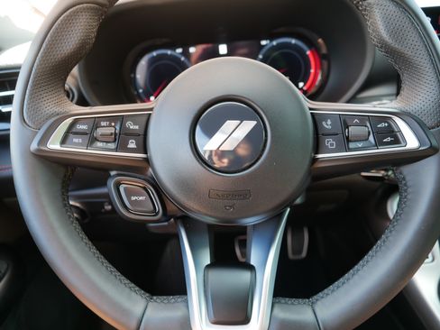 Used 2024 Dodge Hornet GT AWD/4WD image 25