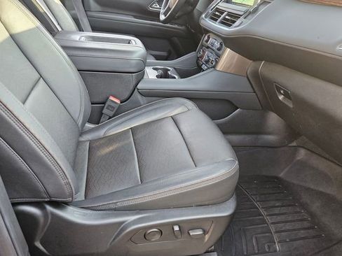 Used 2024 Chevrolet Suburban High Country AWD/4WD image 20