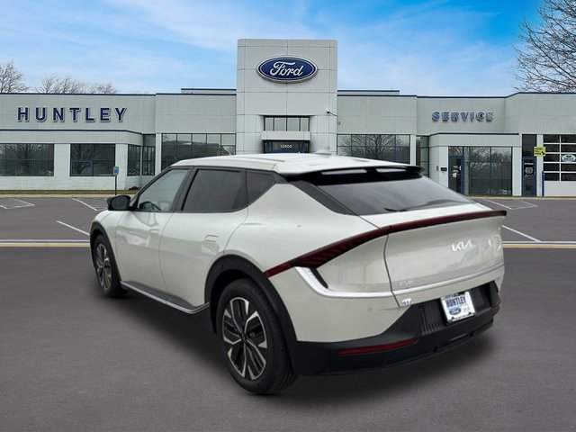 Used 2024 Kia EV6 Light AWD/4WD image 5