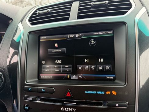 Used 2016 Ford Explorer Limited AWD/4WD image 28