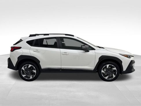 Used 2024 Subaru Crosstrek 2.5i Limited w/ Crosstrek Mirror Package AWD/4WD image 8