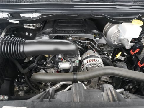 Used 2019 RAM 1500 Big Horn RWD image 29