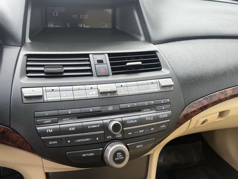 Used 2012 Honda Crosstour EX-L image 10