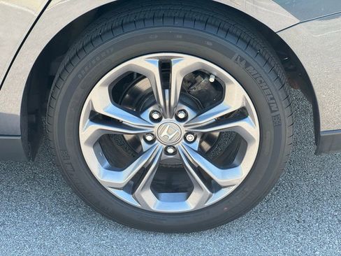 Used 2023 Honda Accord EX image 12