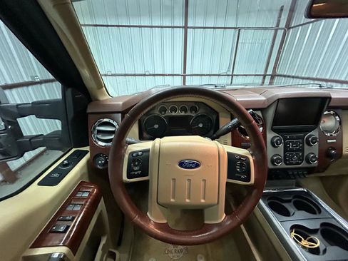 Used 2014 Ford F350 King Ranch w/ King Ranch w/Chrome Package image 18