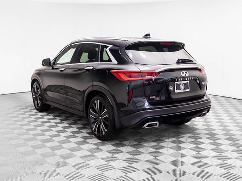 Used 2021 INFINITI QX50 Luxe w/ Appearance Package image 4