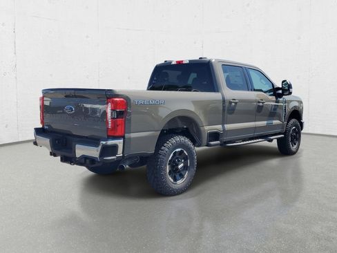 New 2026 Ford F250 XLT w/ XLT Premium Package AWD/4WD image 7