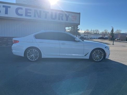 Used 2018 BMW 530i w/ Premium Package image 15