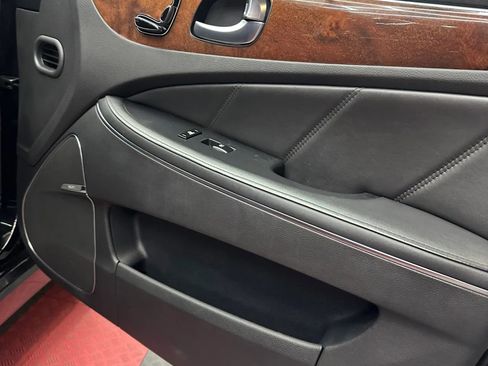 Used 2015 Hyundai Equus Signature RWD image 37