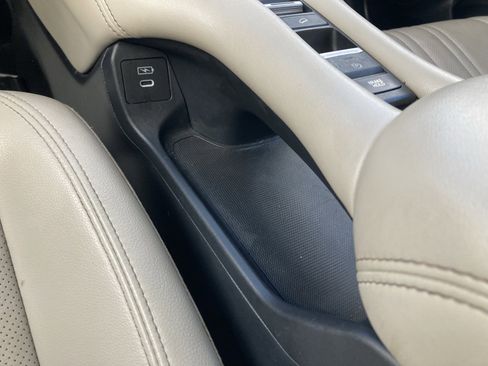 Certified 2024 Honda HR-V EX-L image 28