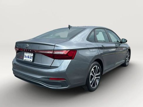 Used 2025 Volkswagen Jetta Sport FWD image 7