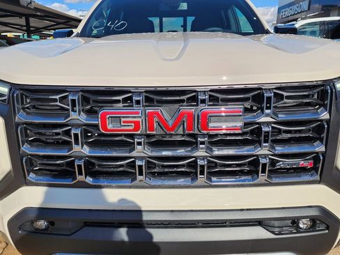 New 2026 GMC Canyon AT4 image 10