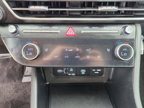 Used 2025 Hyundai Sonata SEL FWD image 18