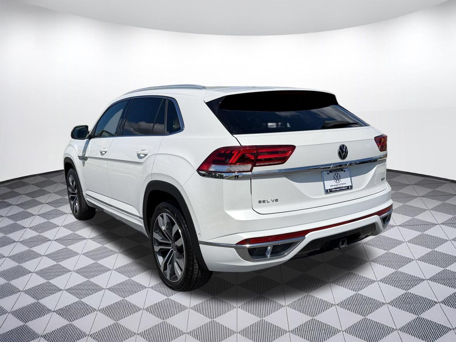 Certified 2023 Volkswagen Atlas Cross Sport SEL Premium R-Line AWD/4WD image 3
