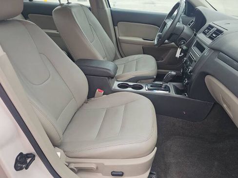 Used 2010 Ford Fusion SEL FWD image 10