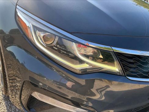Used 2020 Kia Optima S w/ S Panoramic Sunroof Package FWD image 28