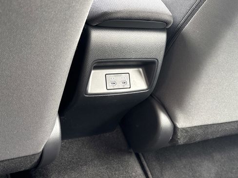 Used 2023 Toyota Corolla LE image 14