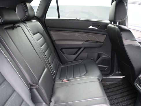 Used 2022 Volkswagen Atlas Cross Sport SEL Premium R-Line AWD/4WD image 17