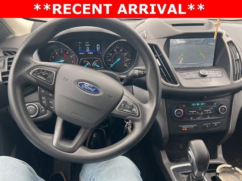 Used 2018 Ford Escape SE w/ SE Sync 3 Package image 10