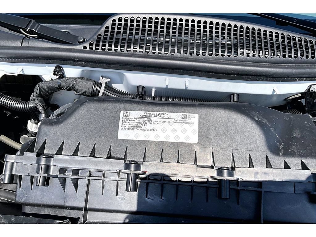 Used 2025 GMC Savana 2500 w/ Driver Convenience Package RWD image 28