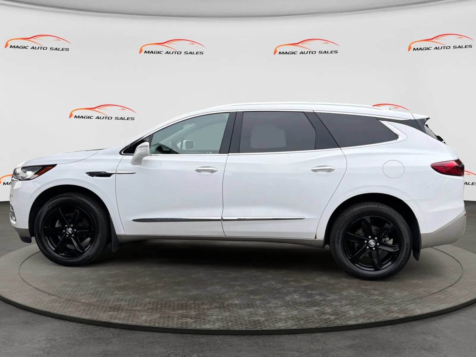 Used 2020 Buick Enclave Essence w/ Sound and Sites Package AWD/4WD image 7