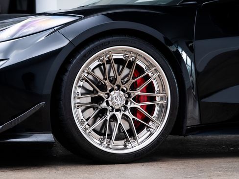 Used 2024 Chevrolet Corvette Z06 RWD image 5