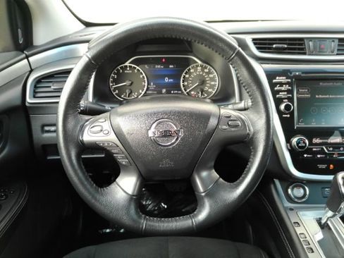 Used 2019 Nissan Murano SV image 29