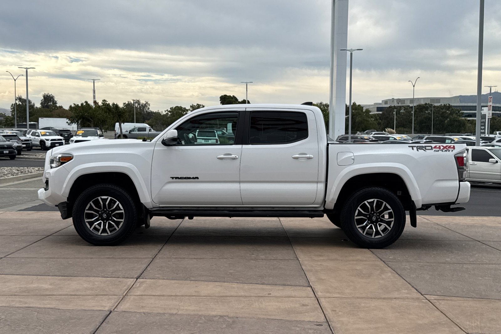 Certified 2021 Toyota Tacoma TRD Sport w/ Technology Package AWD/4WD image 8