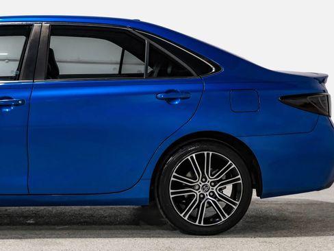 Used 2016 Toyota Camry SE FWD image 14