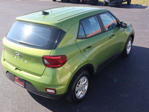 Used 2021 Hyundai Venue SE image 13