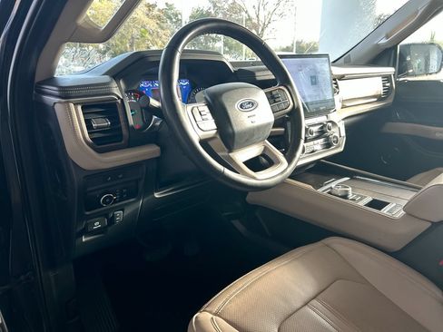 Used 2024 Ford Expedition Max Limited RWD image 14