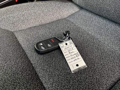 Used 2023 RAM ProMaster 2500 FWD image 33