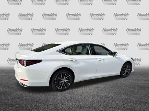 Used 2025 Lexus ES 350 w/ Premium Package FWD image 10