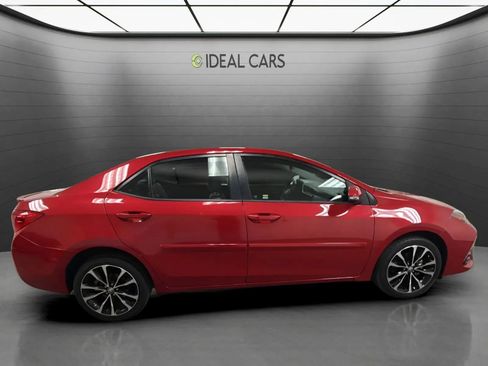 Used 2017 Toyota Corolla SE w/ Body Protection Package FWD image 4