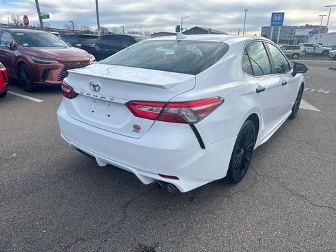 Used 2019 Toyota Camry SE image 7