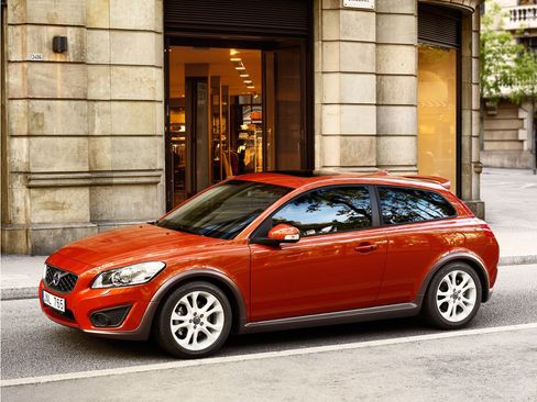Used 2011 Volvo C30 FWD image 2