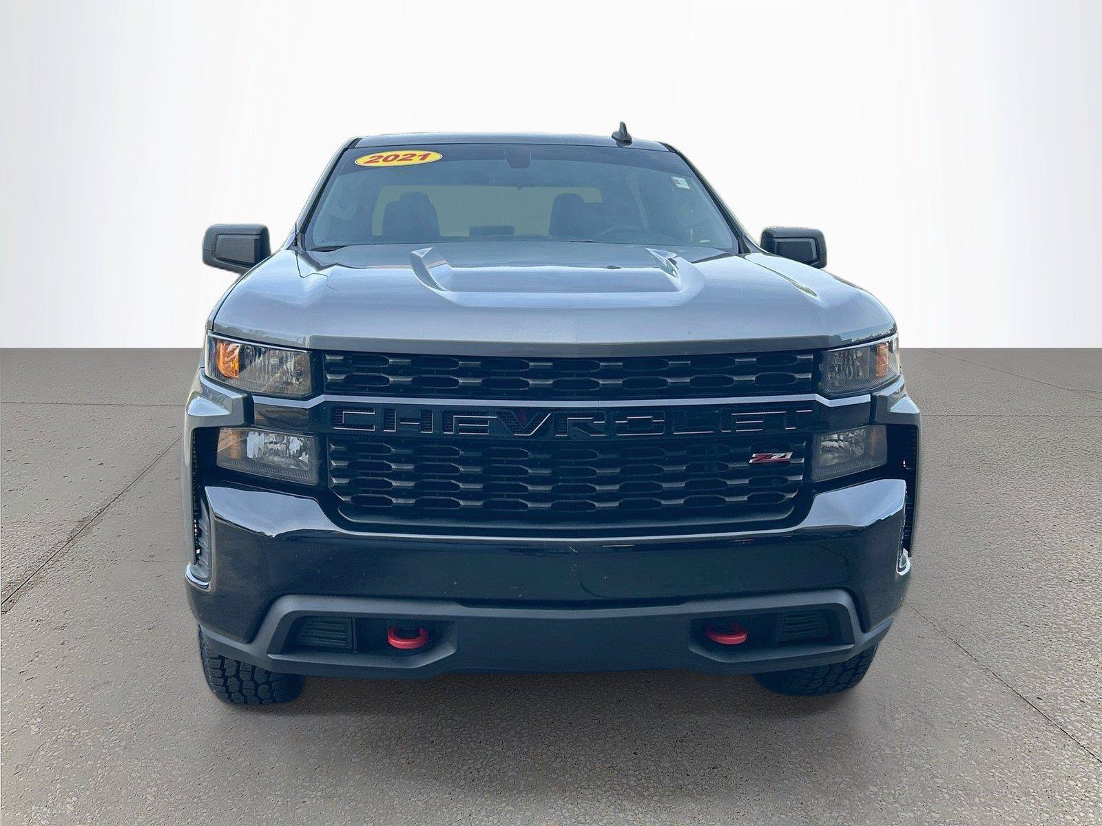 Used 2021 Chevrolet Silverado 1500 Custom Trail Boss w/ LPO, Dark Essentials Package AWD/4WD image 9