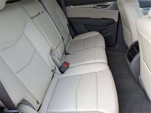 Certified 2024 Cadillac XT5 Premium Luxury w/ LPO, Floor Liner Package image 25
