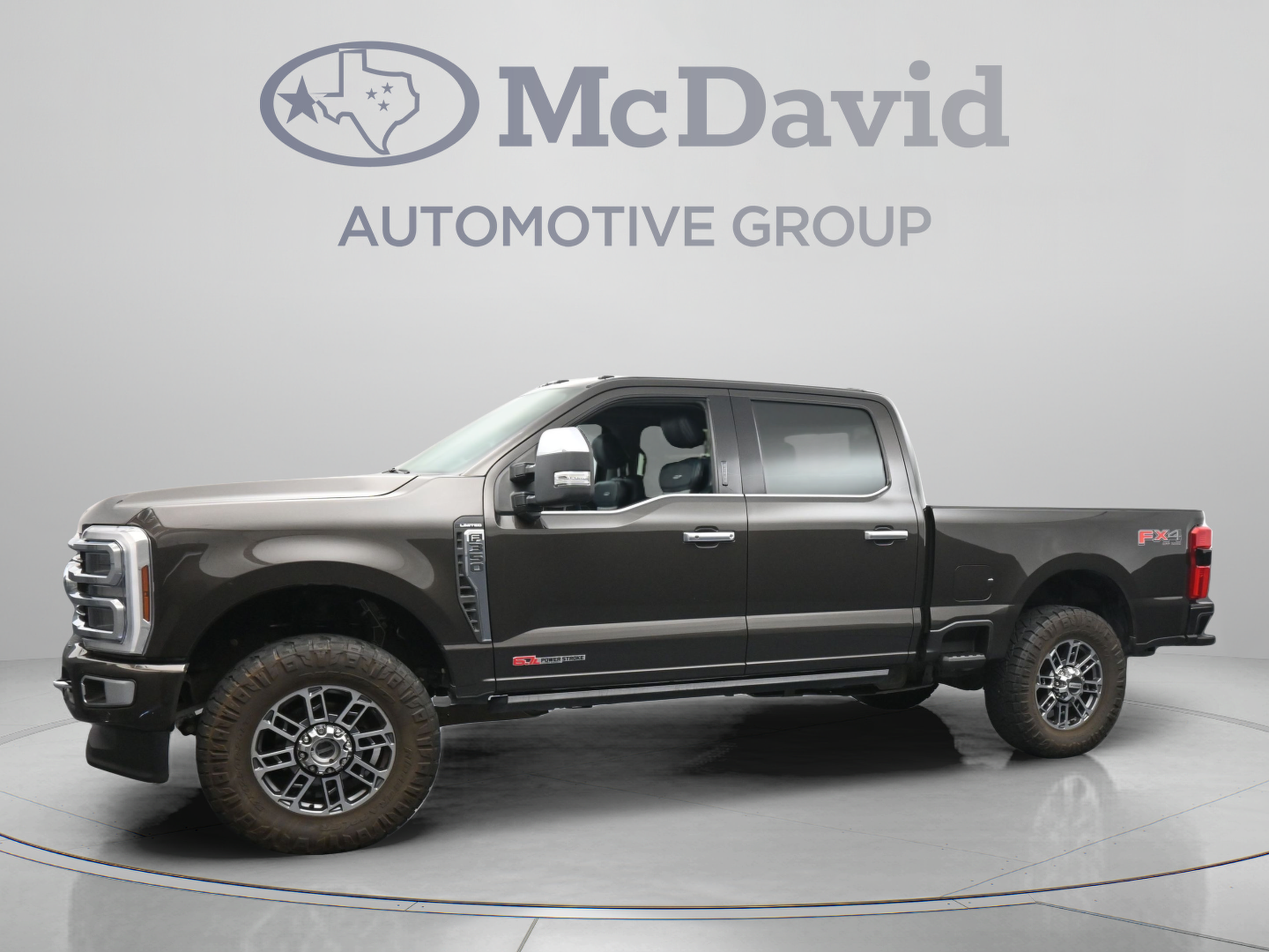 Used 2024 Ford F350 Limited w/ FX4 Off-Road Package AWD/4WD image 5
